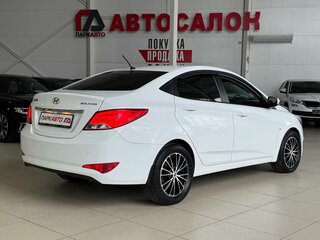 2015 Hyundai Solaris I Рестайлинг, белый, 1095000 рублей, вид 5
