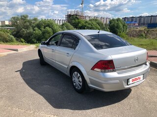 2011 Opel Astra H Рестайлинг, серебристый, 640000 рублей, вид 5