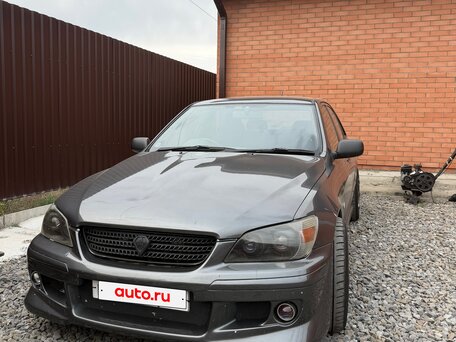 1999 Toyota Altezza, серый, 700000 рублей, вид 2