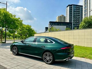 2025 Geely Emgrand III, зелёный, 1492000 рублей, вид 4