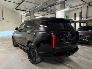 2026 Land Rover Range Rover D350 MHEV V, чёрный, 25999500 рублей, вид 2