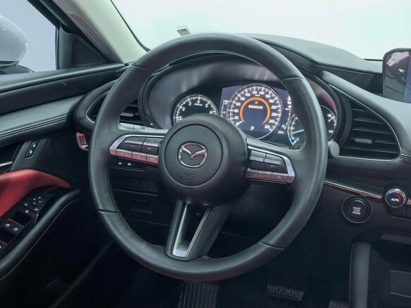 2025 Mazda 3 Axela IV (BP), белый, 1860000 рублей - вид 12