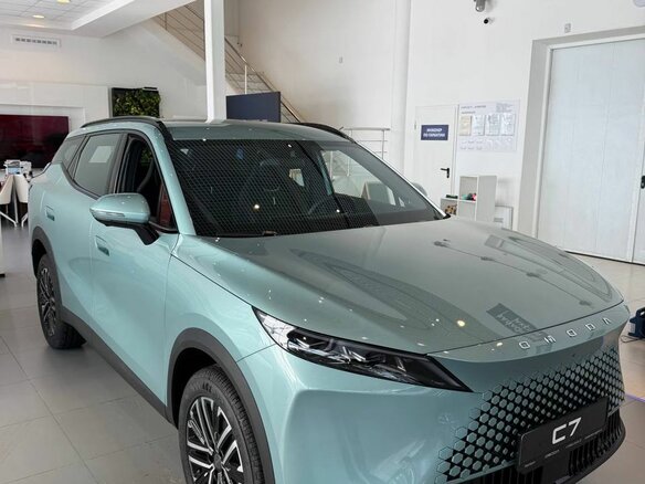 2026 Omoda C7, зелёный, 3099000 рублей - вид 2
