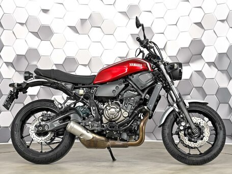 2019 Yamaha XSR700, красный, 615000 рублей, вид 3