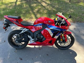 2022 Honda CBR 600RR, красный, 1150000 рублей, вид 1