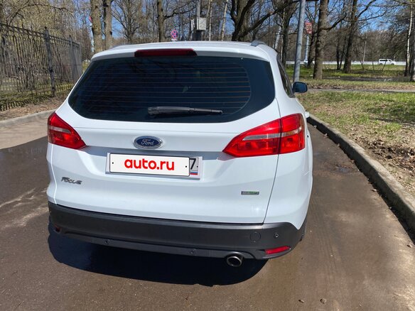 2016 Ford Focus III Рестайлинг, белый, 1050000 рублей - вид 4