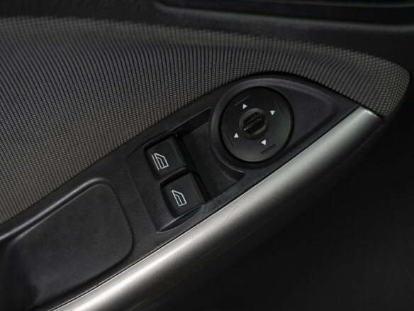 2012 Ford Focus III, чёрный - вид 19