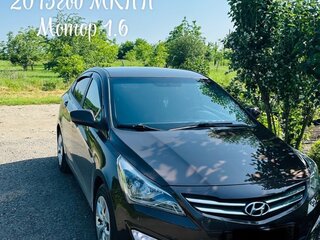 2015 Hyundai Solaris I Рестайлинг, коричневый, 690000 рублей, вид 1