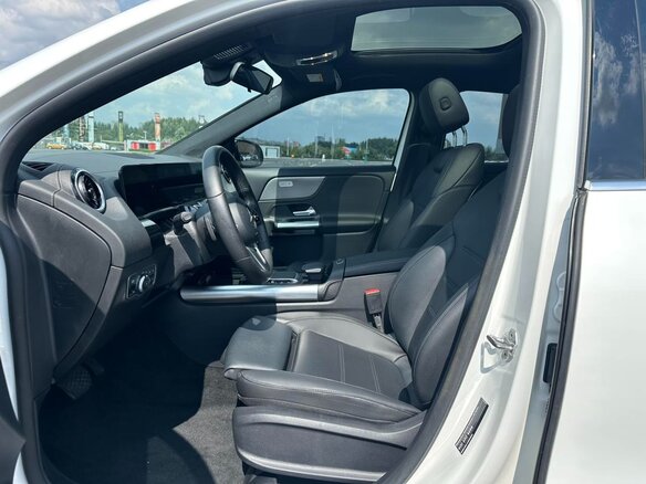 2022 Mercedes-Benz GLA 180 II (H247), белый, 2270000 рублей - вид 7