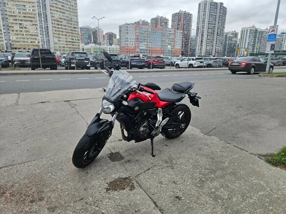 2014 Yamaha MT-07 (FZ-07), пурпурный, 610000 рублей
