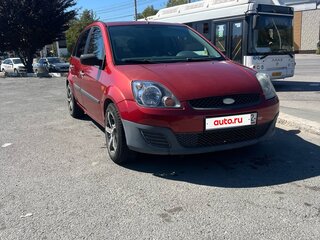 2006 Ford Fiesta Mk5, красный, 450000 рублей, вид 2