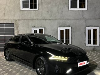 2020 Kia K5 III, чёрный, 2100000 рублей, вид 5