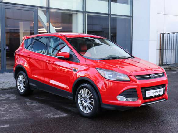 2016 Ford Kuga II, красный, 1100000 рублей - вид 2