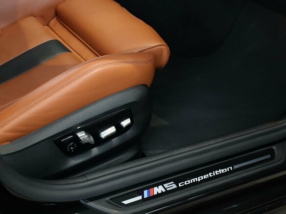 2020 BMW M5 VI (F90) Рестайлинг, чёрный, 10000000 рублей - вид 18