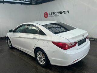 2011 Hyundai Sonata VI (YF), белый, 809000 рублей, вид 3