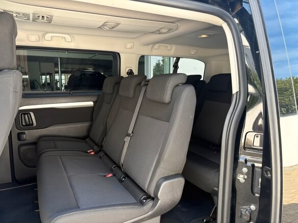 2022 Toyota ProAce L1 8-speed II, чёрный, 4550000 рублей - вид 12
