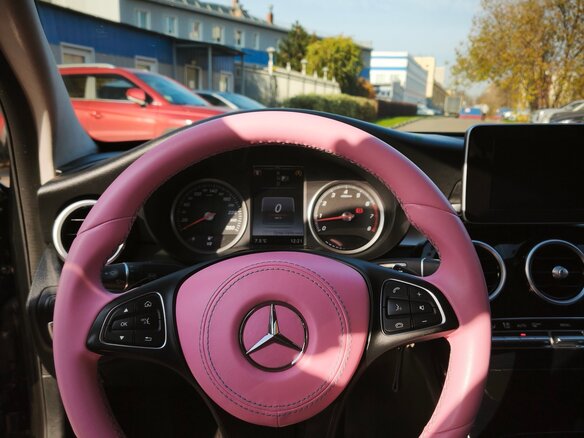 2015 Mercedes-Benz C-Класс 180 IV (W205), чёрный, 1800000 рублей - вид 13