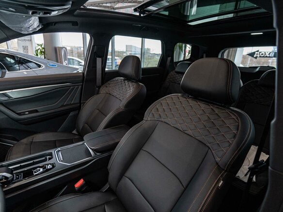 2026 Geely Okavango I Рестайлинг, серый, 4085990 рублей - вид 21