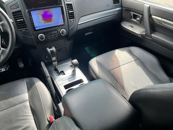 2011 Mitsubishi Pajero IV Рестайлинг 1, коричневый, 2000000 рублей - вид 25