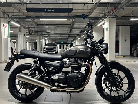 2022 Triumph Street Twin, серый, 860000 рублей, вид 5