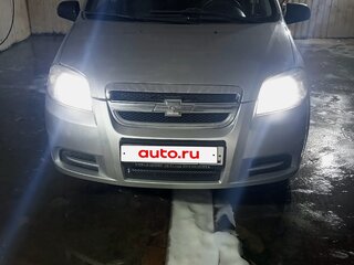 2011 Chevrolet Aveo I Рестайлинг, серебристый, 385000 рублей, вид 2