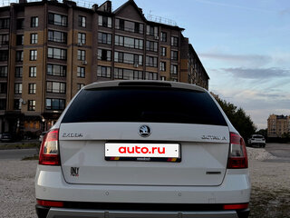 2017 Skoda Octavia Scout III (A7), белый, 1700000 рублей, вид 4