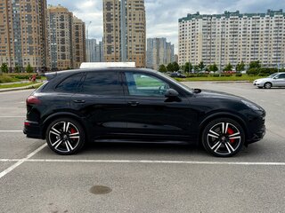 2016 Porsche Cayenne GTS II Рестайлинг (958), чёрный, 2999999 рублей, вид 4