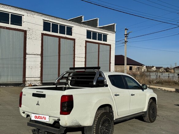 2020 Mitsubishi L200 V Рестайлинг, белый - вид 7