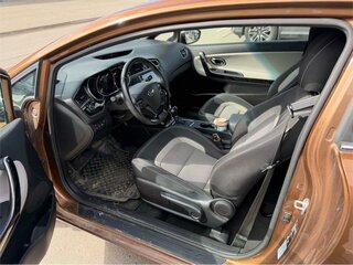 2016 Kia Ceed II Рестайлинг, коричневый, 1195000 рублей, вид 3