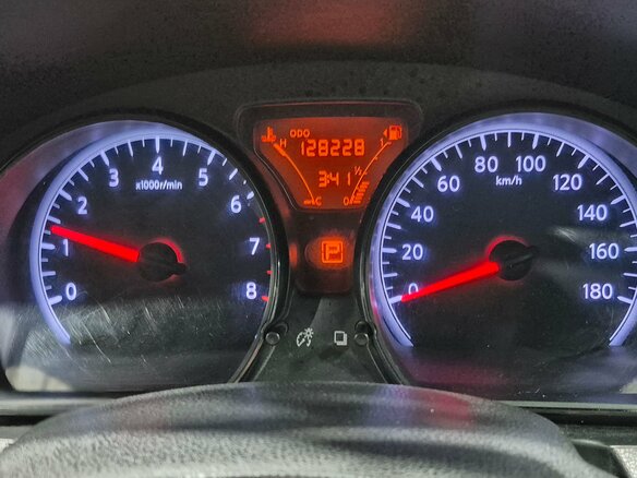 2012 Nissan Note II, серый, 720000 рублей - вид 9
