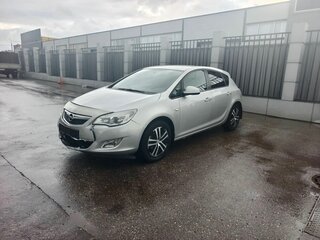 2012 Opel Astra J, серебристый, 500000 рублей, вид 1