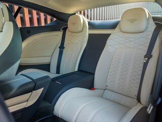 2025 Bentley Continental GT Speed IV, чёрный, 55235900 рублей, вид 4