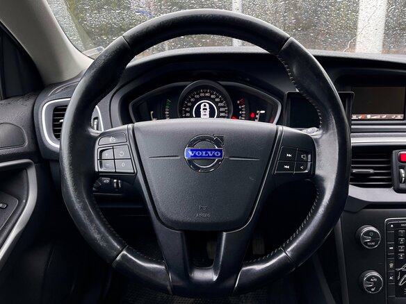 2013 Volvo V40 Cross Country I, чёрный, 1299000 рублей - вид 12