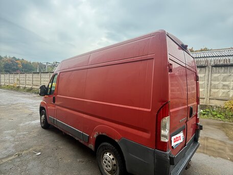 2010 Peugeot Boxer, красный, 800000 рублей, вид 3
