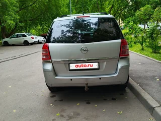 2012 Opel Zafira B Рестайлинг, серебристый, 600000 рублей, вид 5
