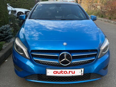 2014 Mercedes-Benz A-Класс 180 CDI III (W176), голубой, 1650000 рублей, вид 2