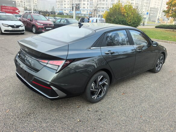 2026 Hyundai Elantra VII (CN7) Рестайлинг, серый, 2050000 рублей - вид 4