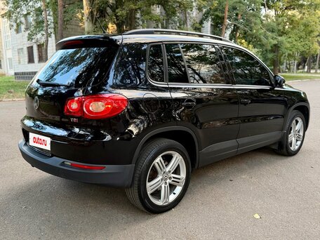 2008 Volkswagen Tiguan I, чёрный, 940000 рублей, вид 5