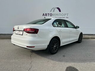2016 Volkswagen Jetta VI Рестайлинг, белый, 1330000 рублей, вид 2