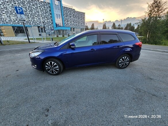 2017 Ford Focus III Рестайлинг, синий, 1000000 рублей - вид 8