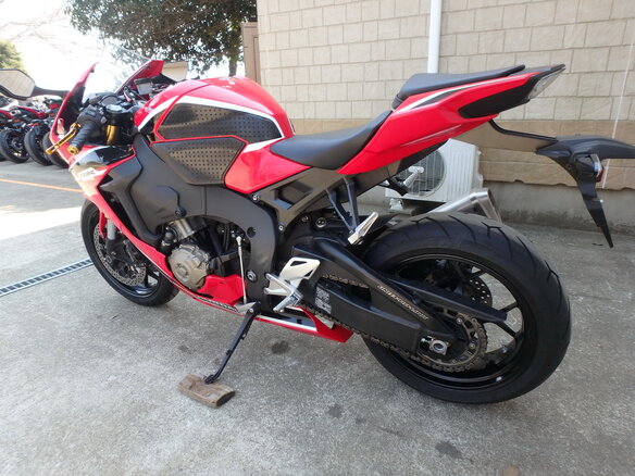2017 Honda CBR 1000 RR/RA Fireblade, красный, 1330000 рублей - вид 4