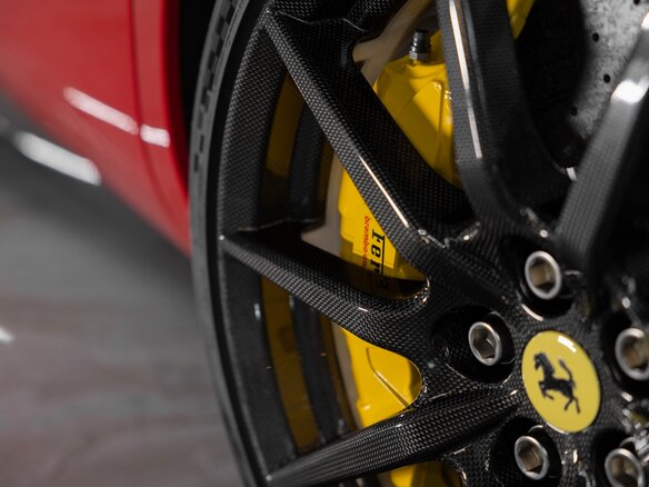 2026 Ferrari 296 Speciale, красный, 85045300 рублей - вид 16