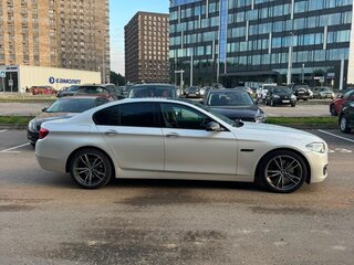 2016 BMW 5 серии 530d xDrive VI (F10/F11/F07) Рестайлинг, белый, 2300000 рублей, вид 4