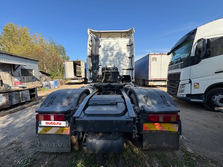 2010 Volvo FH, белый, 3100000 рублей, вид 5