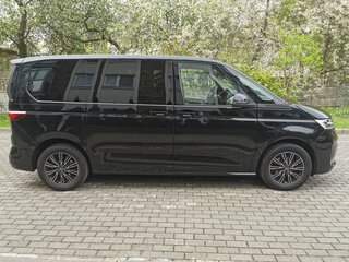 2023 Volkswagen Multivan T7, чёрный, 4200000 рублей, вид 4
