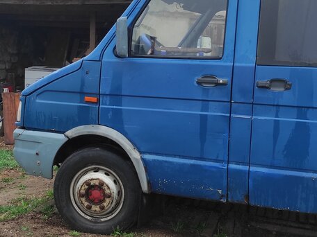 1999 Iveco Daily, синий, 230000 рублей, вид 2