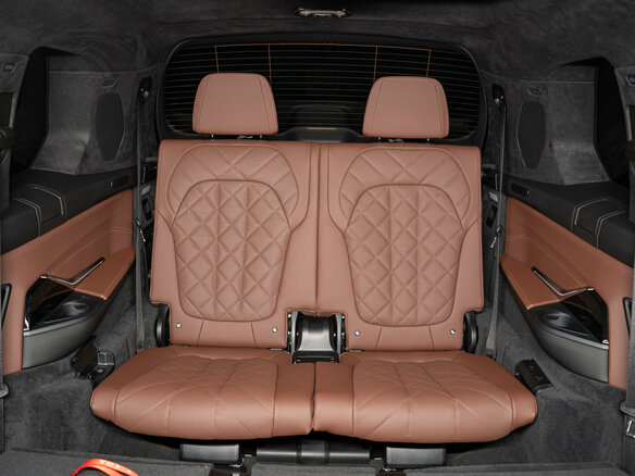 2026 BMW X7 40d I (G07) Рестайлинг, чёрный, 18490000 рублей - вид 26
