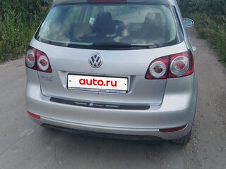 2010 Volkswagen Golf Plus II, серебристый, 410000 рублей, вид 2