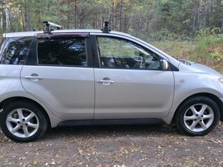 2002 Toyota Ist I, серебристый, 400000 рублей, вид 5