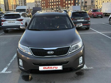 2015 Kia Sorento II Рестайлинг, бежевый, 1600000 рублей, вид 1